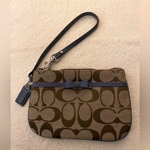 NWT Coach Khaki/Blue Wristlet Purse